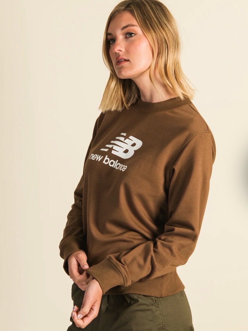 New Balance Crewneck Sweater - Picture 4 of 6